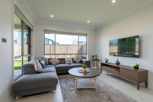 Shellharbour House | Beautiful Beach House