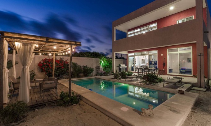 Chuburna Puerto House | Beautiful Beach house 3B, 2 Bath w/Pool - steps for the beach!