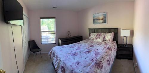 Charlotte House | Beautiful Bed and Bath in Charlotte