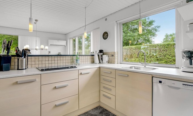 Vinderup House | Beautiful, bright vacation home, located only 300 m from the Limfjord.