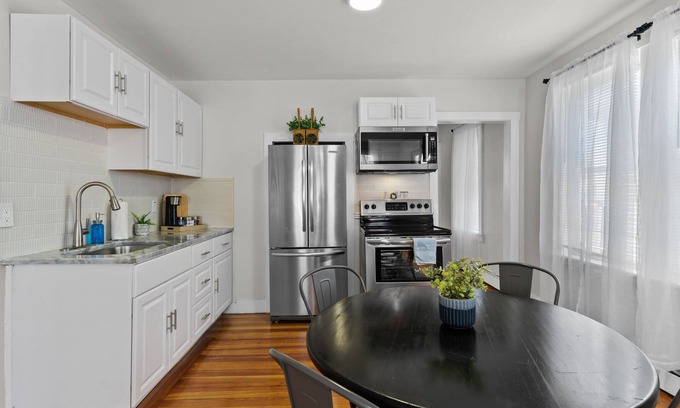 Washington Park House | Beautiful Bungalow in PVD!