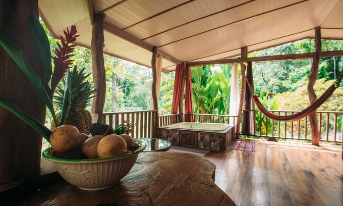Cahuita House | Beautiful Cabin Surroundet by Nature in Cahuita