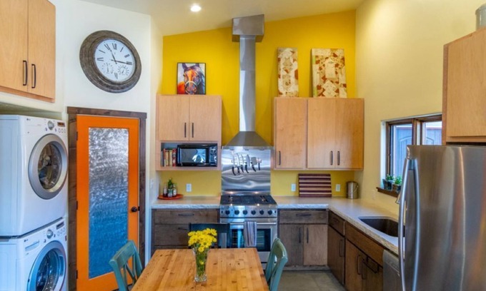 Moab South Valley Cottage | Beautiful cottage in the rocks