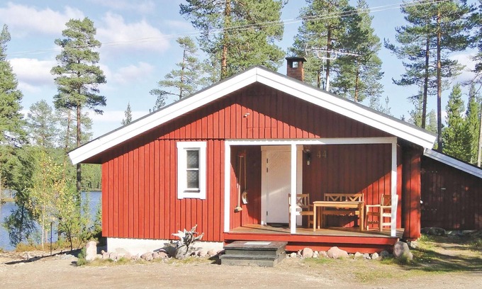Ringbo House | Beautiful cottage with views of the beautiful Kringelfjord.