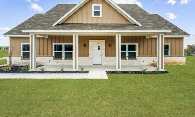 Morgan Mill House | Beautiful County Home for TSU families and friends-Quiet peaceful setting