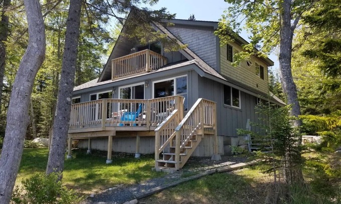 Corea Cabin | Beautiful Downeast Maine Oceanfront Cabin near Acadia National Park