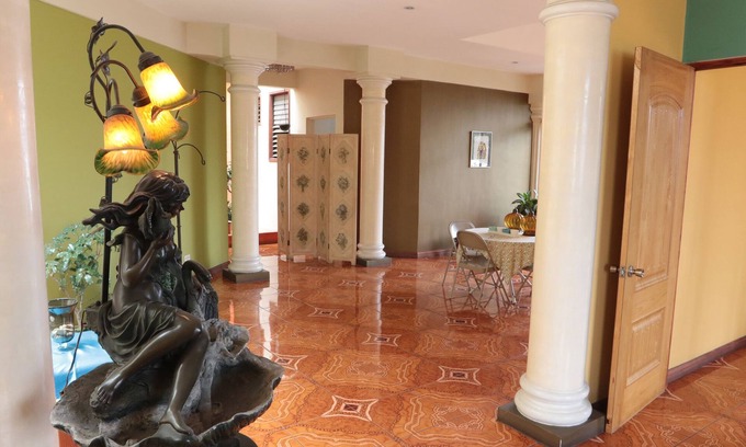 Catedral Apartment | Beautiful Downtown Apartment with Balcony