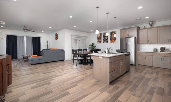 Canyon Condo | Beautiful Family GemnNear Palo Duro and A&M