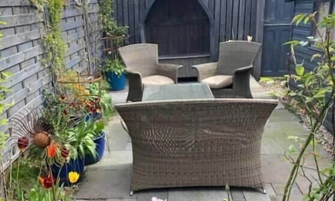 Mumbles House | *Beautiful family home in Mumbles, with garden*