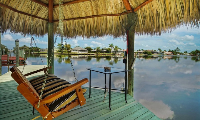 Pelican Condo | Beautiful Family Sized Condo with Private Pool and Pier
