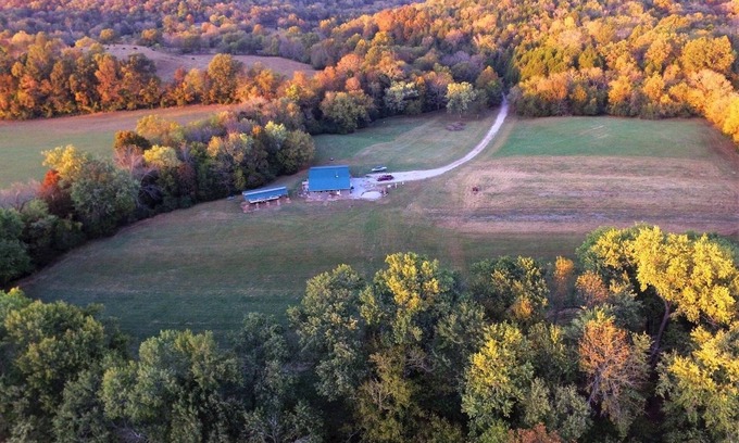 Chestnut Mound Cabin | Beautiful Farm on Caney Fork River ~ Fantastic Nature Retreat ~ Very Peaceful!