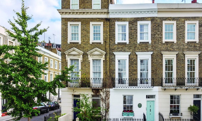 Warwick Apartment | Beautiful Flat