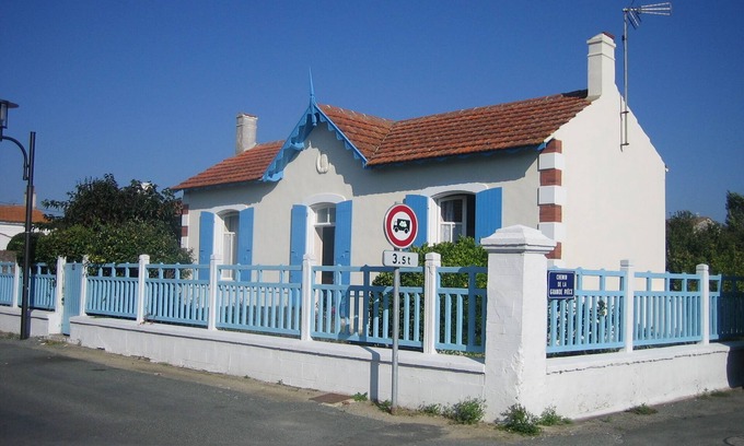 La Cotiniere House | Beautiful house typical from Oleron
