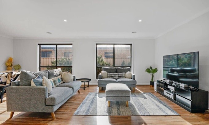 Golden Point House | Beautiful Golden Point Home - Style&Sophistication