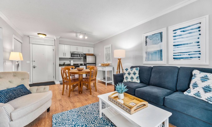 Acme Condo | Beautiful Grand Traverse Bay Condo at "The Shores"