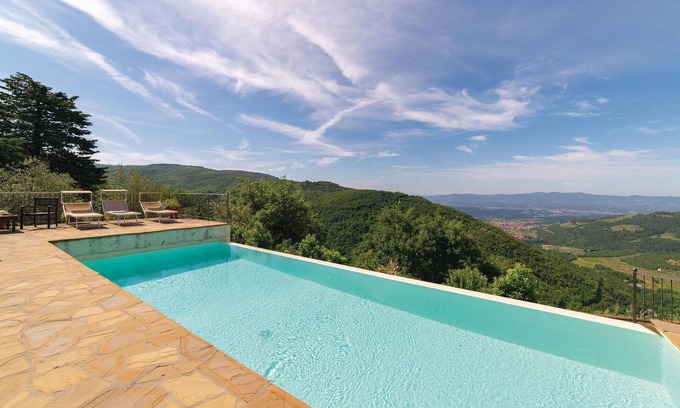 Loro Ciuffenna House | Beautiful home in Loro Ciuffenna AR