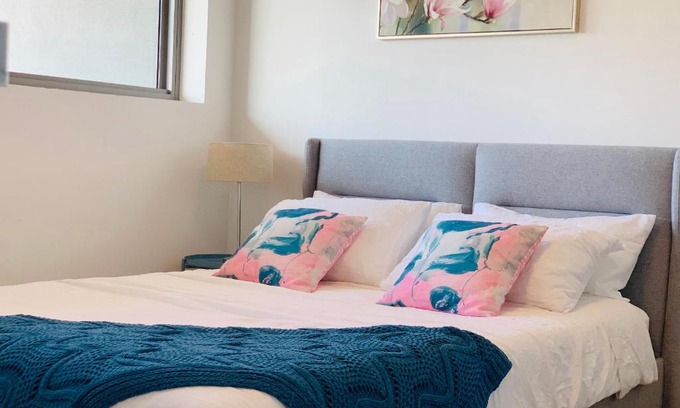 Hornsby Apartment | Beautiful Home close to Shopping Mall and Train Hornsby