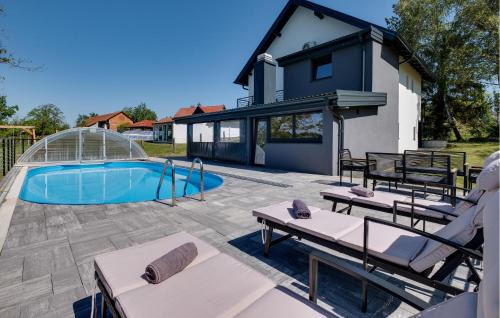 Strmec Stubicki House | Beautiful Home In Stubicke Toplice