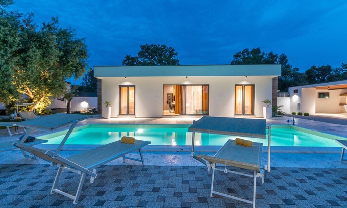 Biograd na Moru House | Beautiful home in Biograd with WiFi