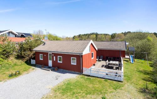 Lyngsbæk Strand House | Beautiful Home In Ebeltoft With Sauna