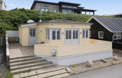 Hvalpsund House | Beautiful Home In Farsø With Wifi