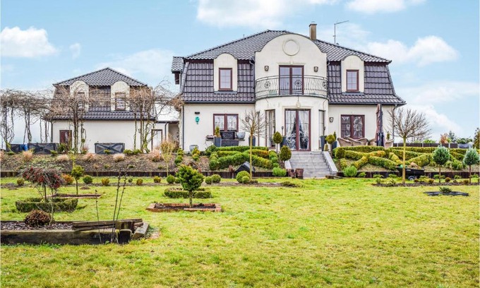 Golczewo House | Beautiful Home In Golczewo