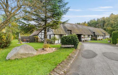 Grenaa House | Beautiful Home In Grenaa With Wifi