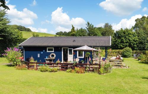 Haarby House | Beautiful Home In Haarby With Kitchen