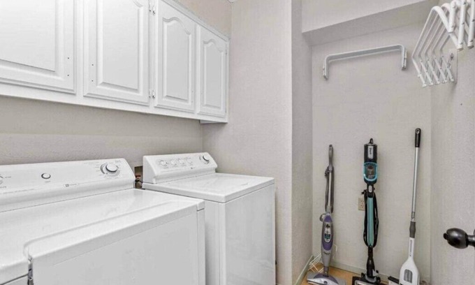Southwest Carrollton House | Beautiful Home in Marin at Carrollton