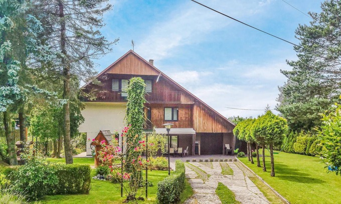 Mogilany House | Beautiful home in Mogilany with WiFi