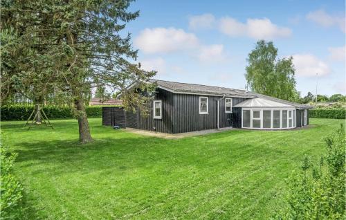 Hasmark Strand House | Beautiful Home In Otterup With Sauna