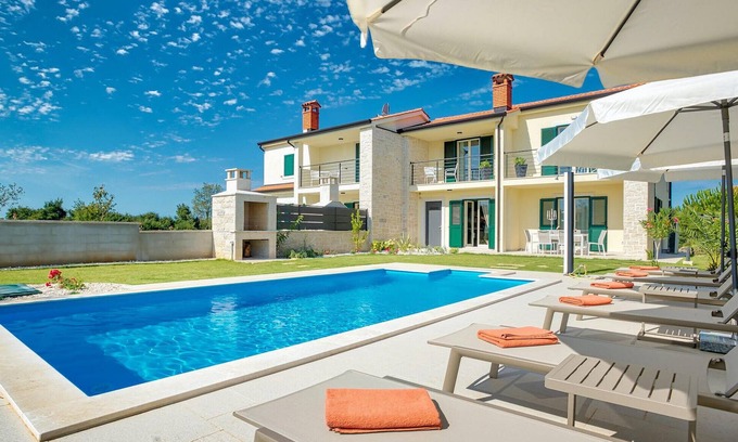 Labinci House | Beautiful home in Porec