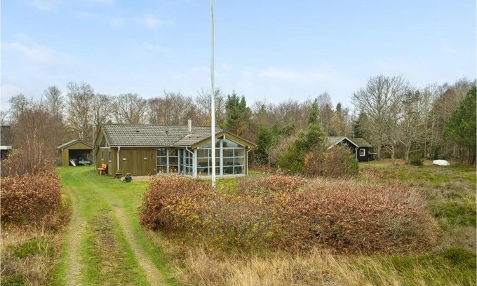 Thyholm House | Beautiful Home In Thyholm With Wifi