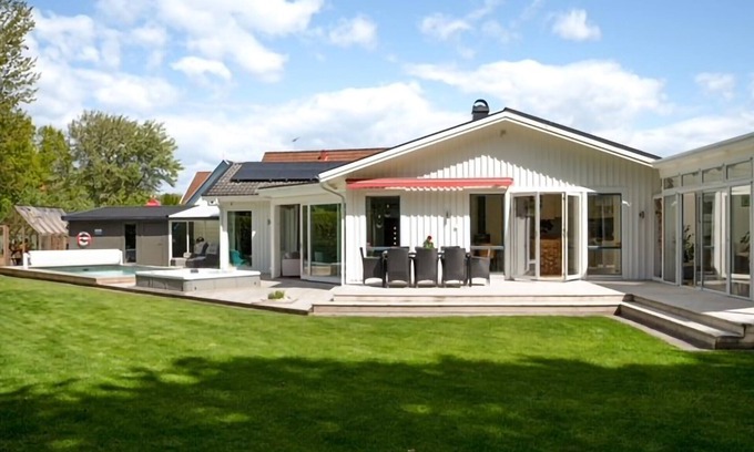 Bastad Municipality House | Beautiful home in Torekov