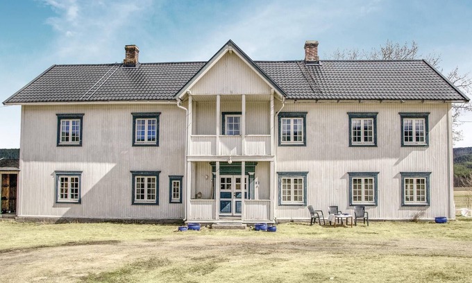 Tynset House | Beautiful home in Tynset with kitchen