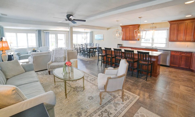 Mantoloking House | Beautiful Home just steps from private beach