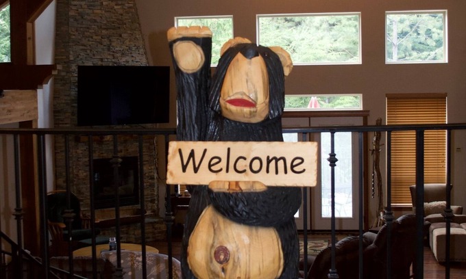 Priest River House | Beautiful home on the 10th green on Priest Lake Golf Course