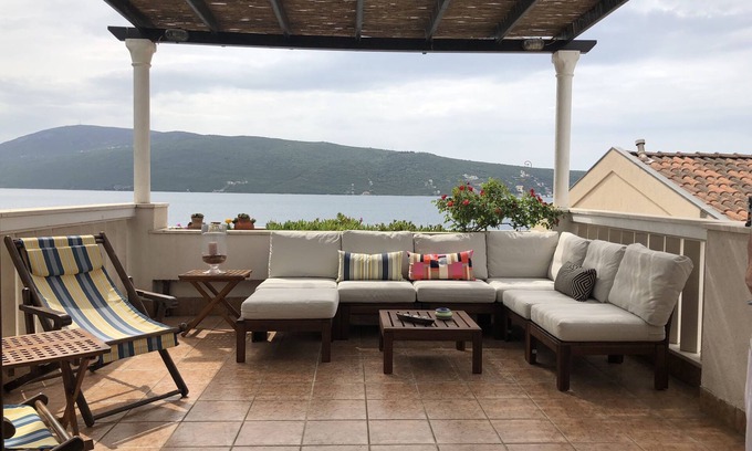Herceg Novi Apartment | Beautiful house by the sea