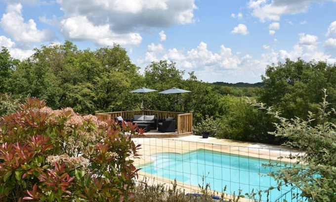 Saint-Cernin House | Beautiful house with pool set in private grounds.