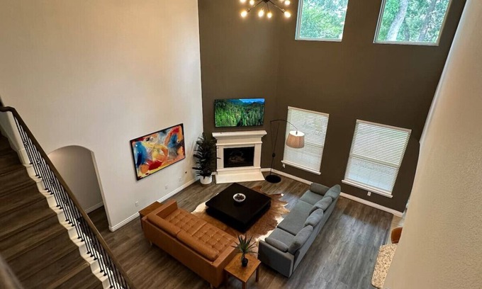 Tomball House | Beautiful house in The Woodlands - Creekside