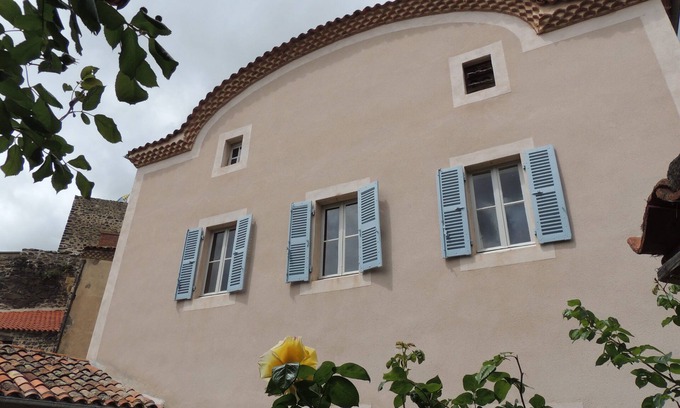 Villeneuve House | BEAUTIFUL HOUSE OF CHARACTER IN THE CLASS VILLAGE OF VILLENEUVE-LEMBRON