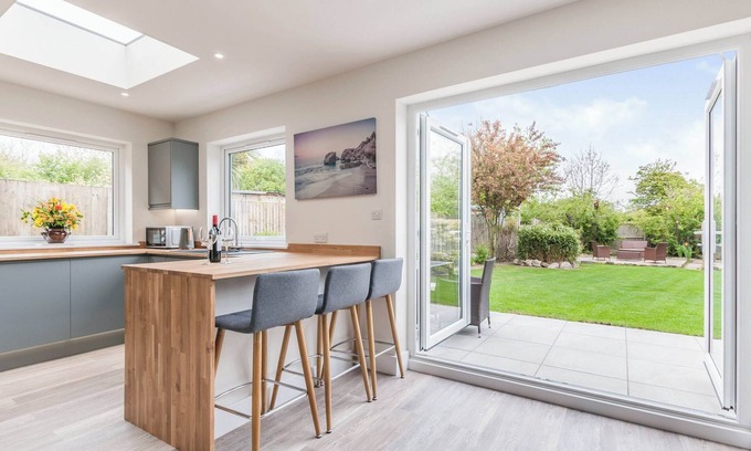 Whitstable Cottage | Beautiful house refurbished in 2022 to a very high standard.