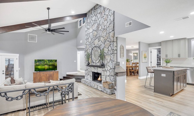 Doctors Inlet House | Beautiful Lake getaway with pool, upgraded, pet friendly with lots of extras!