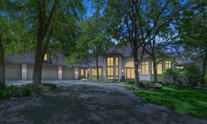 Wyoming House | Beautiful Lake home with 6 person sauna
