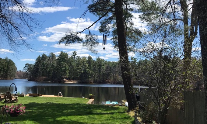 Coventry House | Beautiful Lakehouse getaway. Something for everyone for all seasons