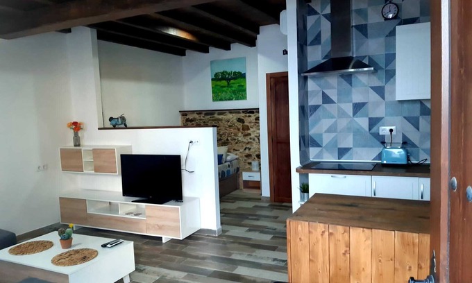 Torrejon El Rubio Apartment | Beautiful loft at the gates of the national park of Monfrague