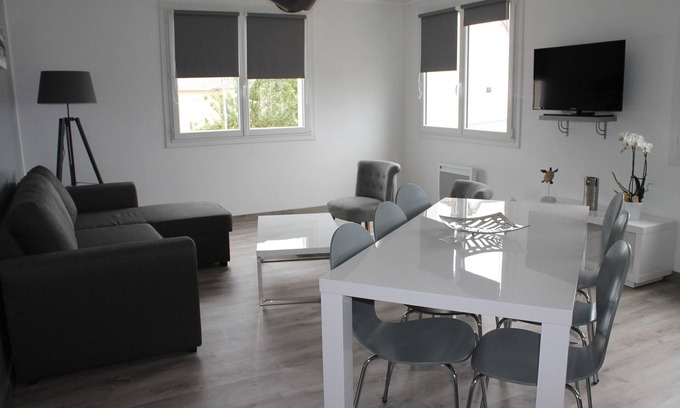 Courtoisville-Sillon-Moka Apartment | Beautiful Modern Apartment near the beach of the groove in Saint-Malo T3 80M2