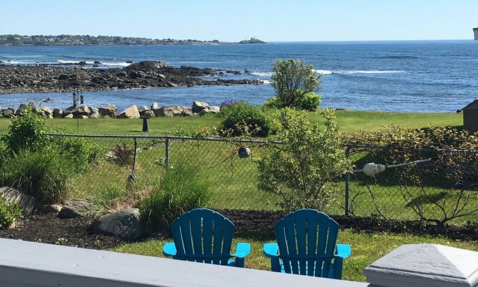 York Harbor Cottage | Beautiful ocean views & walking distance to the beach.