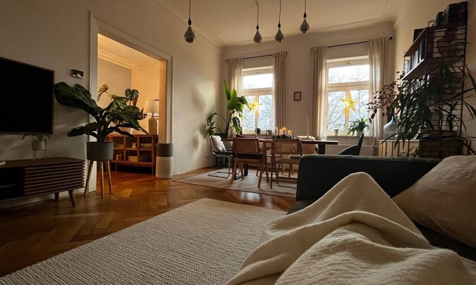Glockenbach Apartment | Beautiful old apartment in the heart of Munich