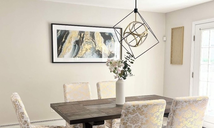 Shirley House | Beautiful, Peaceful and Spacious Home